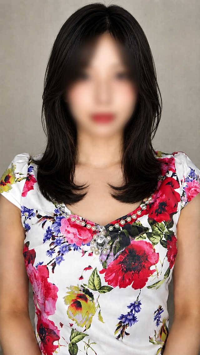 マ
